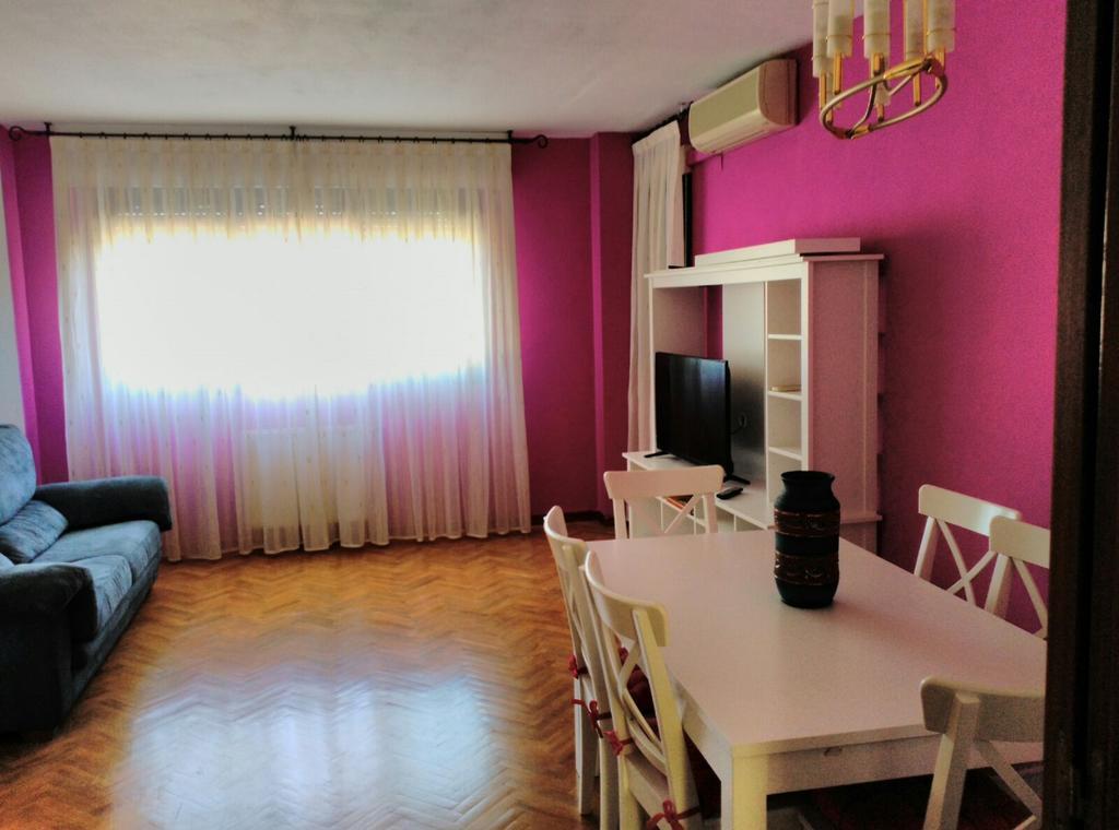 Apartamento Madrid Mendez Alvaro Bagian luar foto